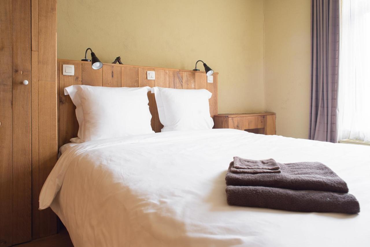 Poeziehotel Surplace - 15 Min Van Pairi Daiza & Industriezone Ghislenghien Bever Εξωτερικό φωτογραφία