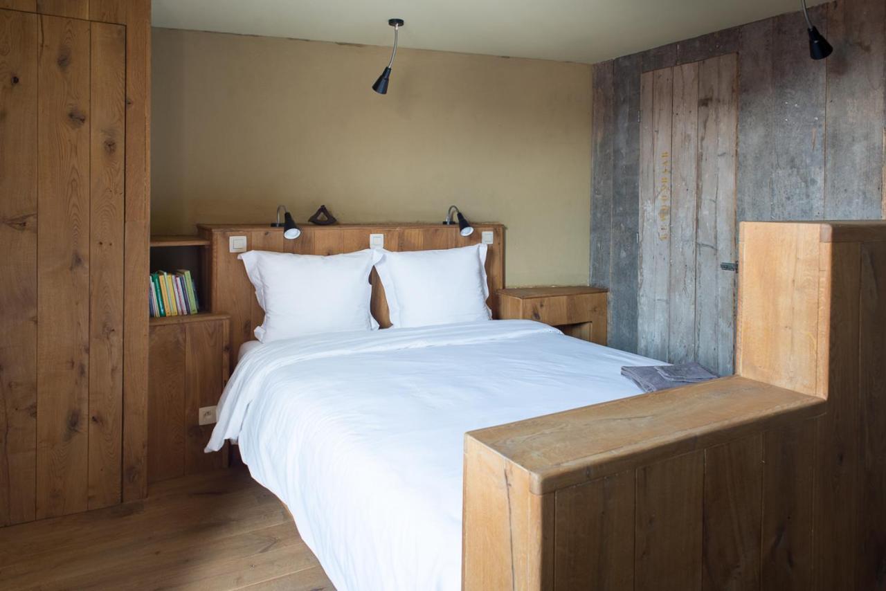 Poeziehotel Surplace - 15 Min Van Pairi Daiza & Industriezone Ghislenghien Bever Εξωτερικό φωτογραφία